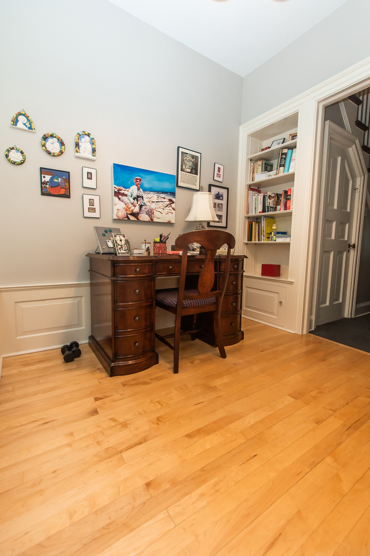 223 East Boyd Street Dixon, IL 61021 - Photo 11 of 74