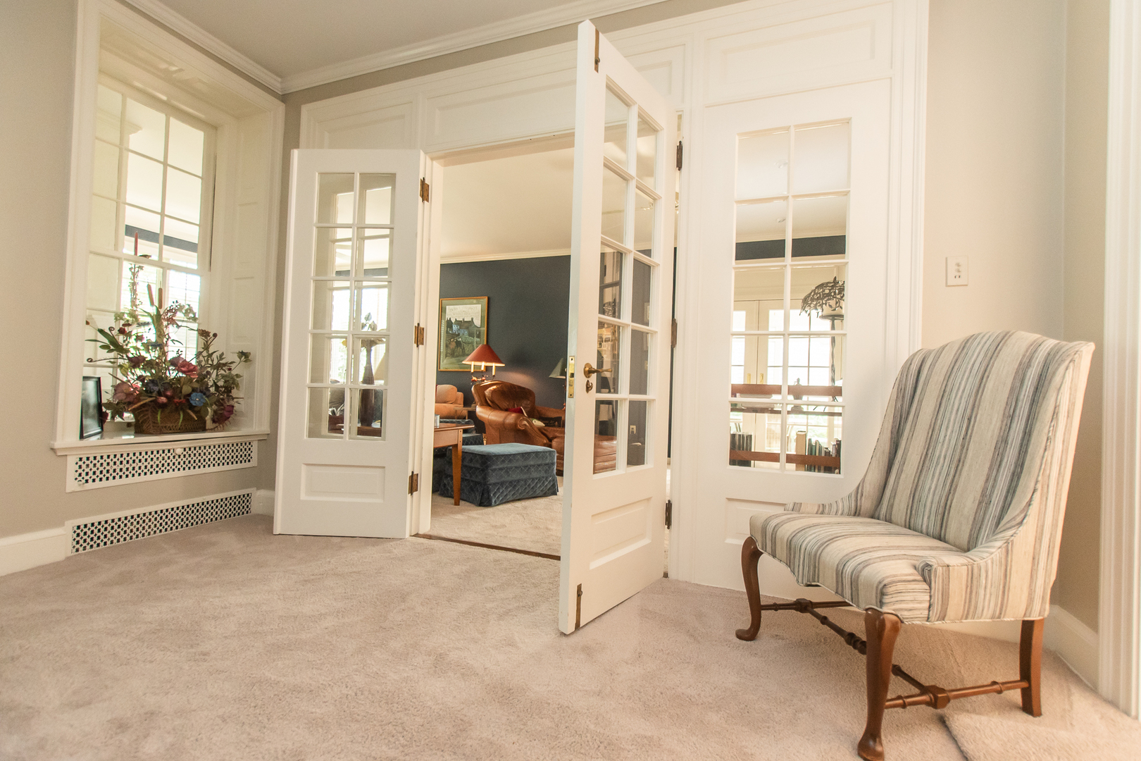 223 East Boyd Street Dixon, IL 61021 - Photo 14 of 74 a living room with furniture and a large window