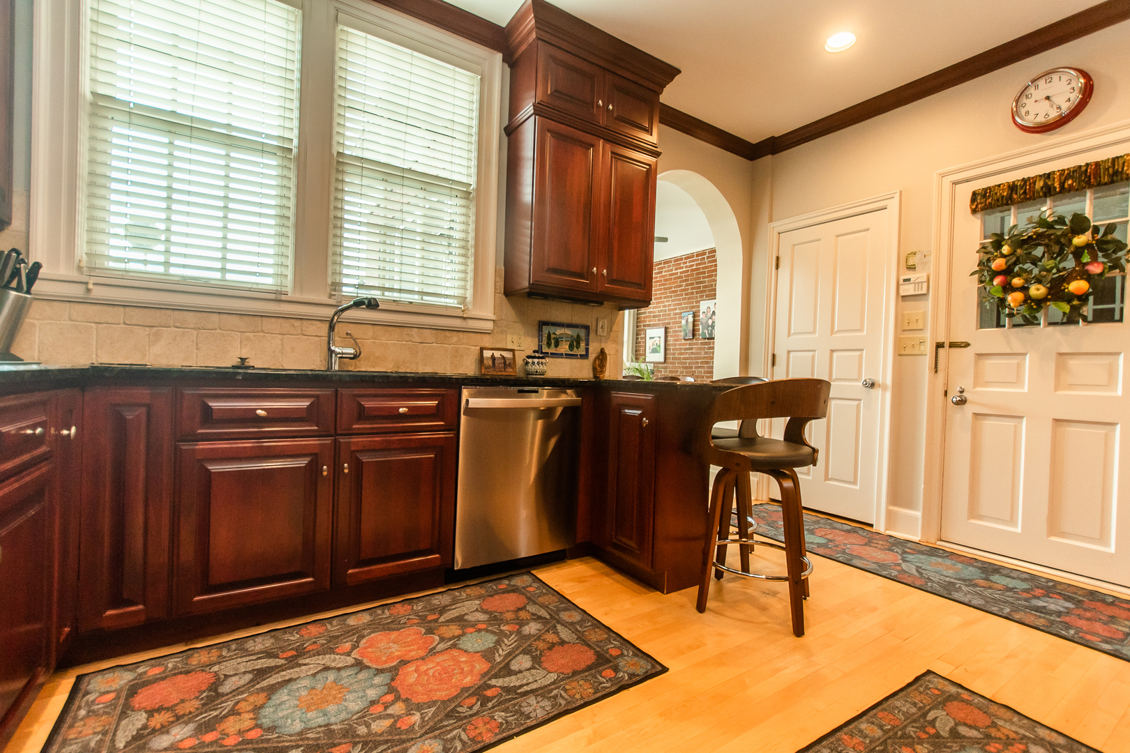 223 East Boyd Street Dixon, IL 61021 - Photo 5 of 74