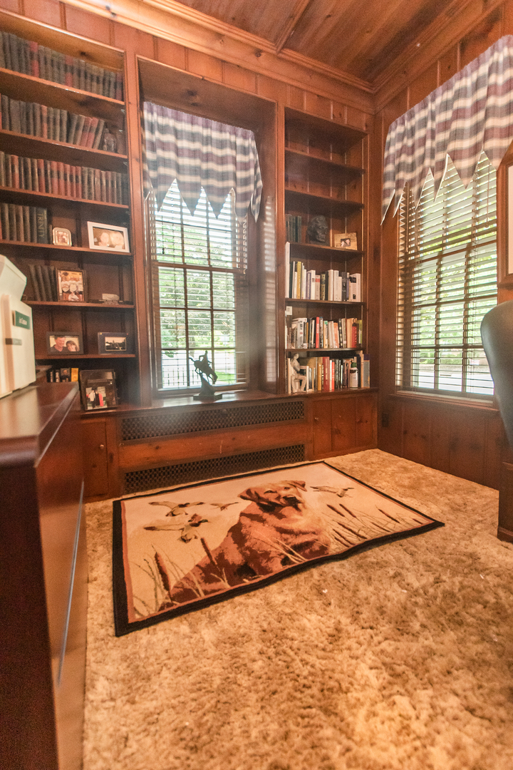 223 East Boyd Street Dixon, IL 61021 - Photo 9 of 74 a view of a living room and workspace