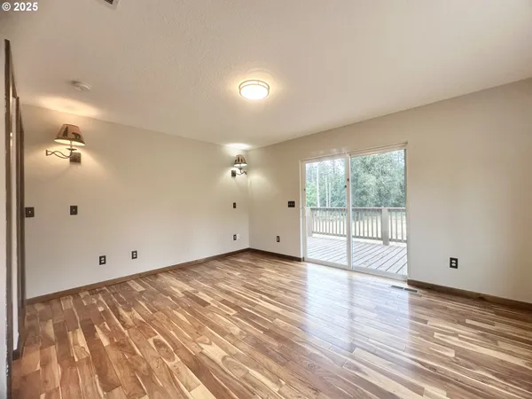 $1,150,000 | 19400 South Frank Road, Colton, OR 97017