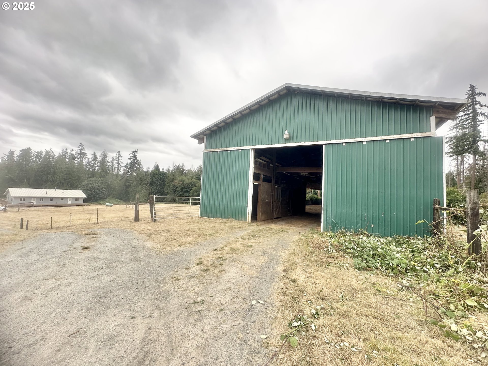 19400 South Frank Road Colton, OR 97017 - Photo 33 of 44