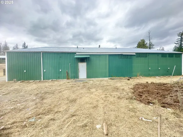 $1,150,000 | 19400 South Frank Road, Colton, OR 97017