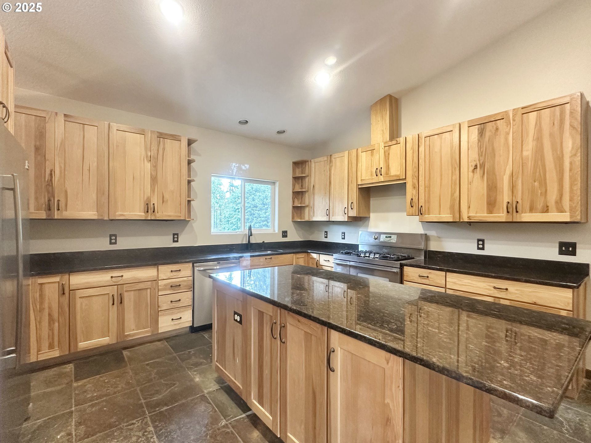19400 South Frank Road Colton, OR 97017 - Photo 5 of 44