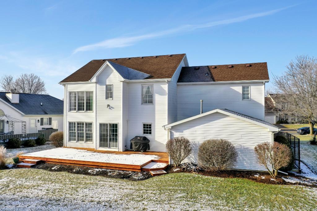 807 Sharp Court Elburn, IL 60119 - Photo 39 of 44 a view of a house with backyard and sitting area