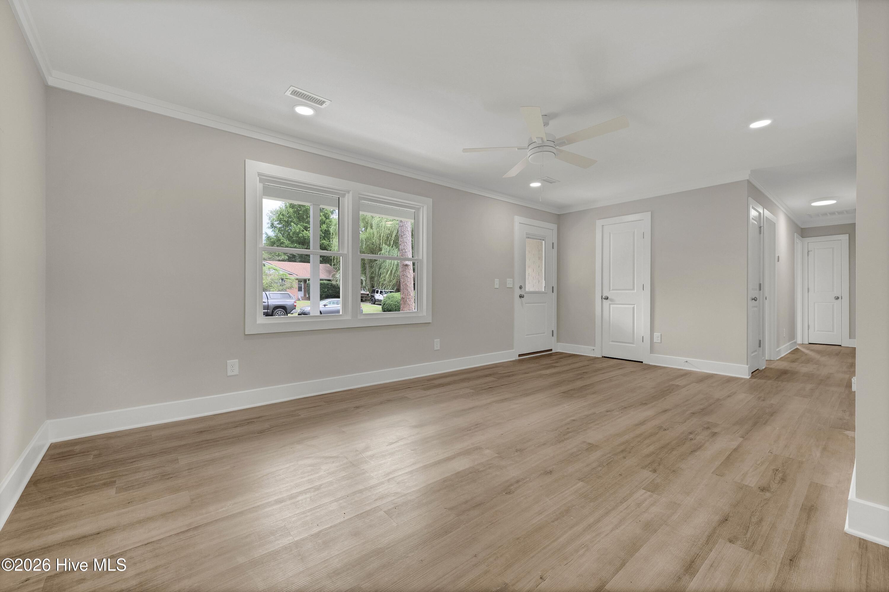 114 Springhill Road Wilmington, NC 28411 - Photo 7 of 28