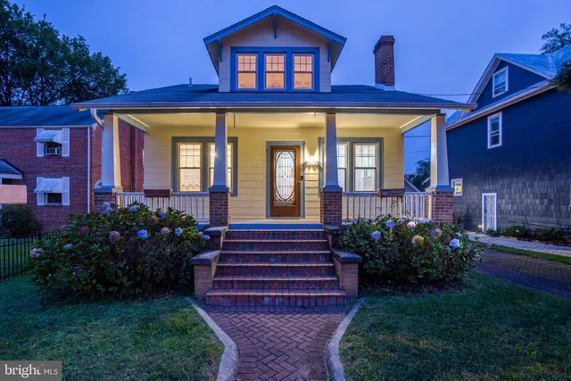 $844,900 | 5505 43rd Avenue, Hyattsville, MD 20781