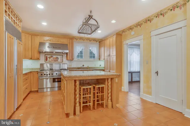 $844,900 | 5505 43rd Avenue, Hyattsville, MD 20781