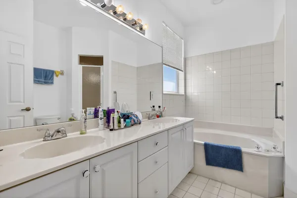 $580,000 | 5176 Ventura Drive, Unit 5176, Delray Beach, FL 33484
