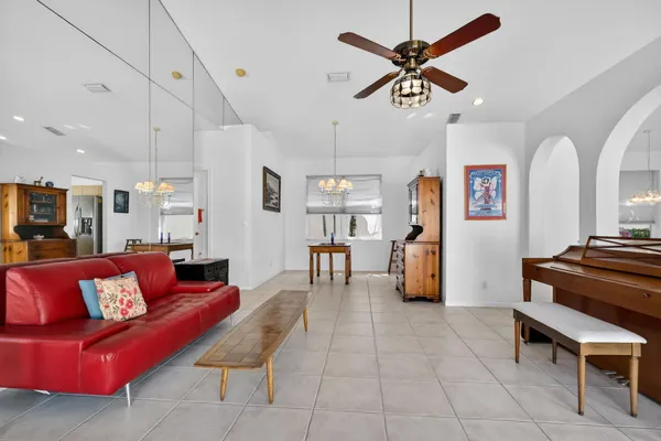 $580,000 | 5176 Ventura Drive, Unit 5176, Delray Beach, FL 33484