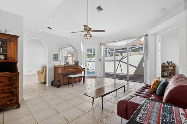 $580,000 | 5176 Ventura Drive, Unit 5176, Delray Beach, FL 33484