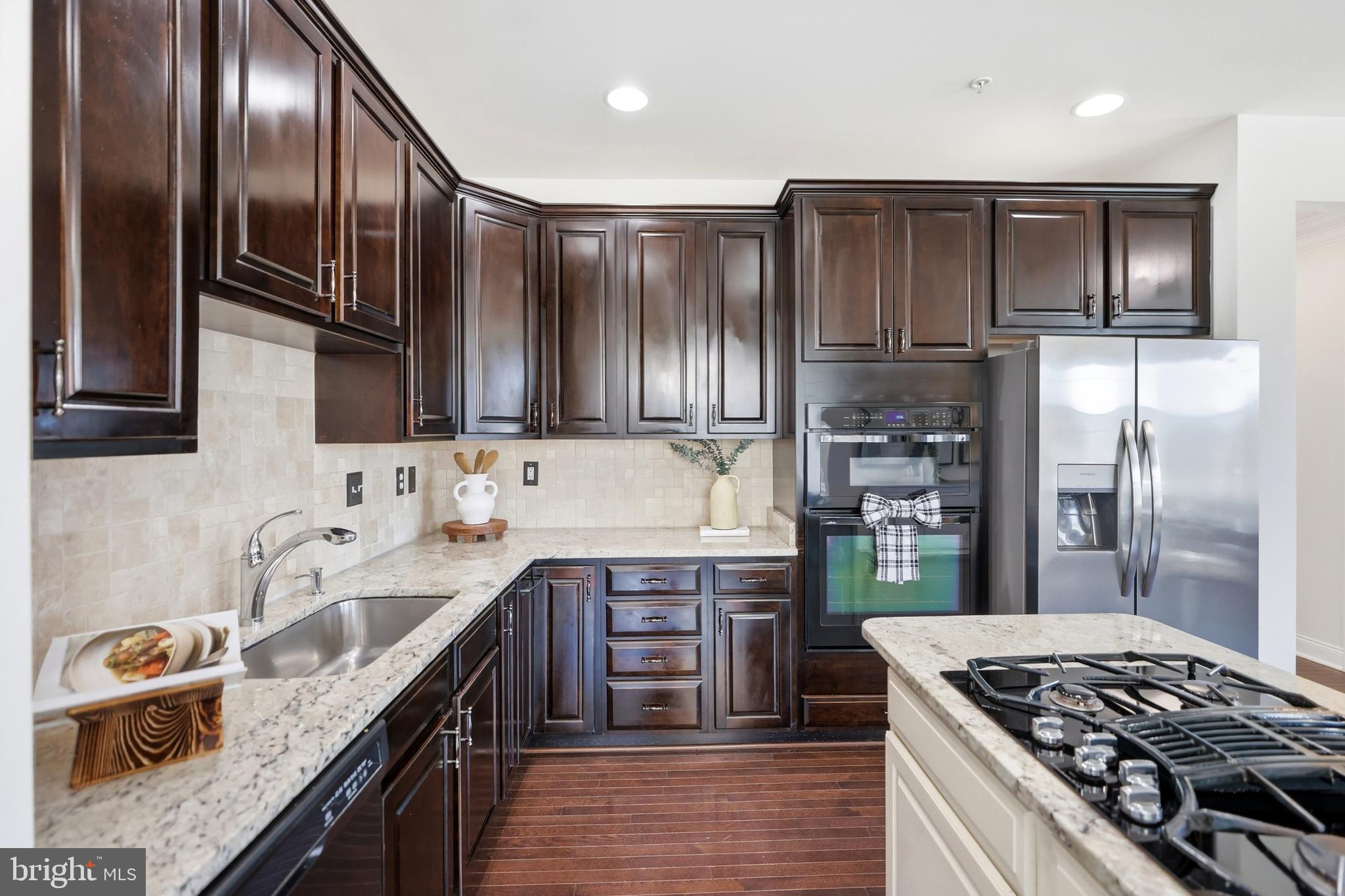 7761 Crystal Brook Way Hanover, MD 21076 - Photo 19 of 63 Premium Cabinetry