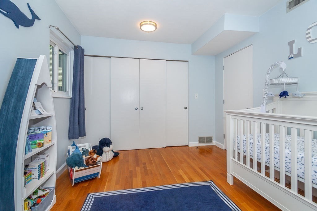 129 Governor Winthrop Road, Unit 1A Somerville, MA 02145 - Photo 19 of 27