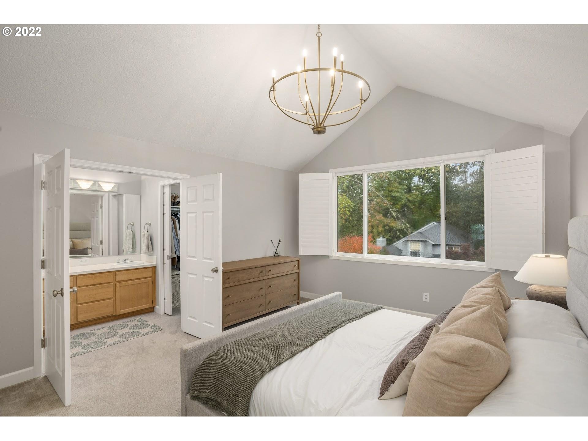 4809 Southwest Orchard Lane Portland, OR 97219 - Photo 18 of 32