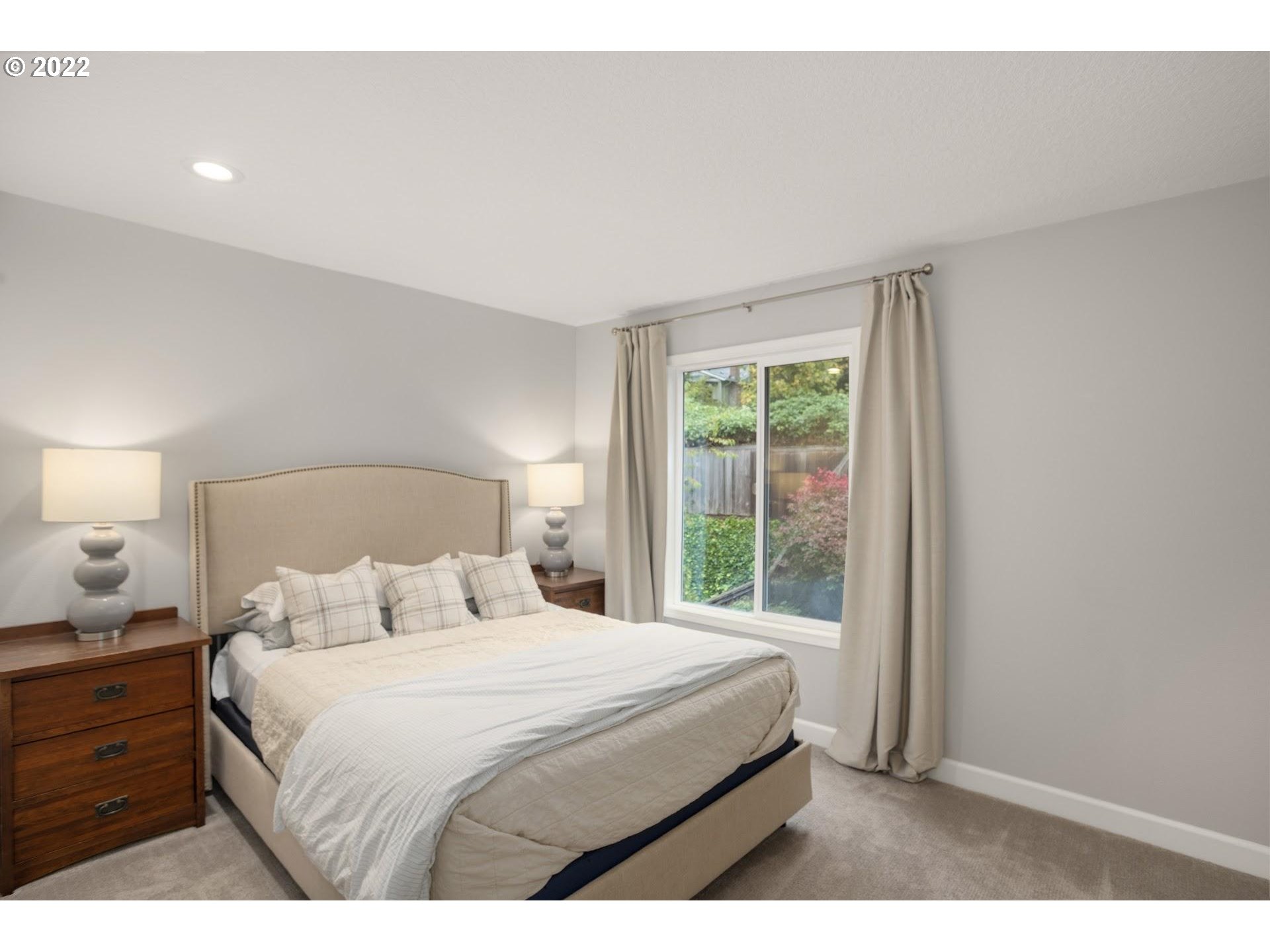 4809 Southwest Orchard Lane Portland, OR 97219 - Photo 21 of 32