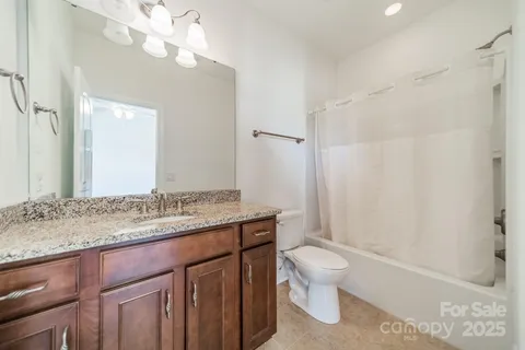 $790,000 | 521 Vine Street, Fort Mill, SC 29707