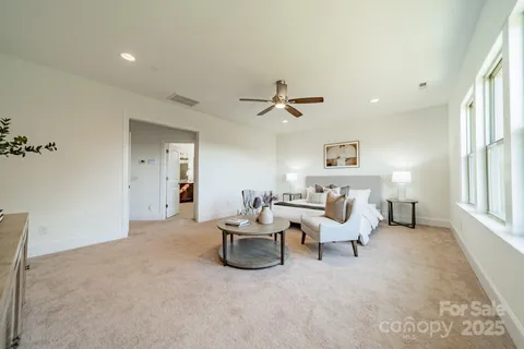 $790,000 | 521 Vine Street, Fort Mill, SC 29707