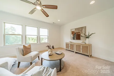 $790,000 | 521 Vine Street, Fort Mill, SC 29707