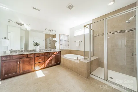 $790,000 | 521 Vine Street, Fort Mill, SC 29707