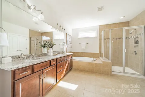 $790,000 | 521 Vine Street, Fort Mill, SC 29707