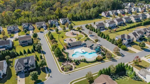 $790,000 | 521 Vine Street, Fort Mill, SC 29707