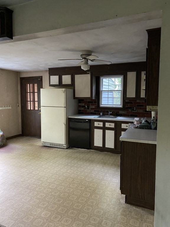 6 Browning Pond Road Spencer, MA 01562 - Photo 23 of 32 Gallery Image 23