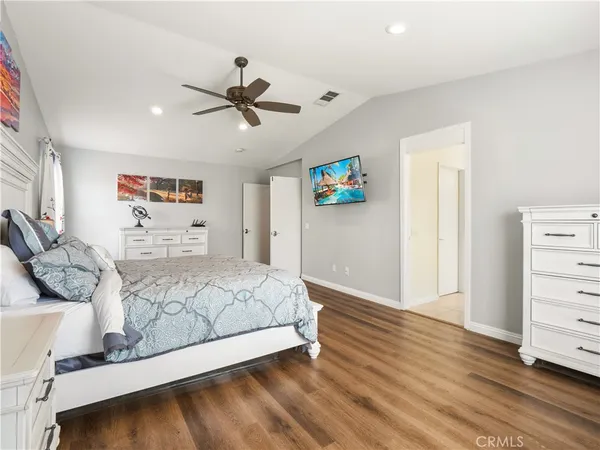 $899,999 | 30623 Beryl Place, Castaic, CA 91384