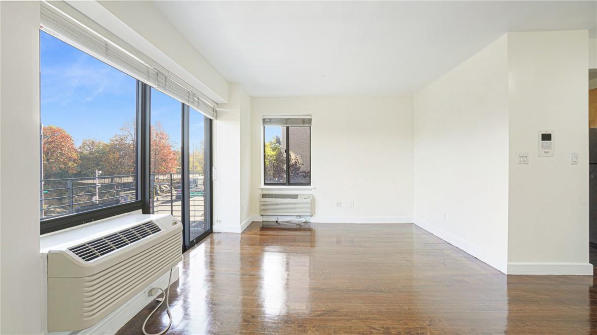 2360 Amsterdam Avenue, Unit 3C Manhattan, NY 10033 - Photo 2 of 12