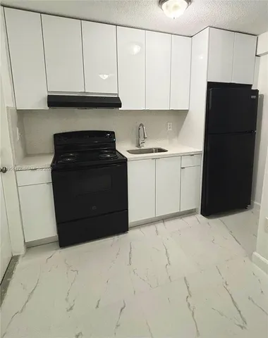 $2,150 | 2154 Southwest 4th Street, Unit 3, Miami, FL 33135