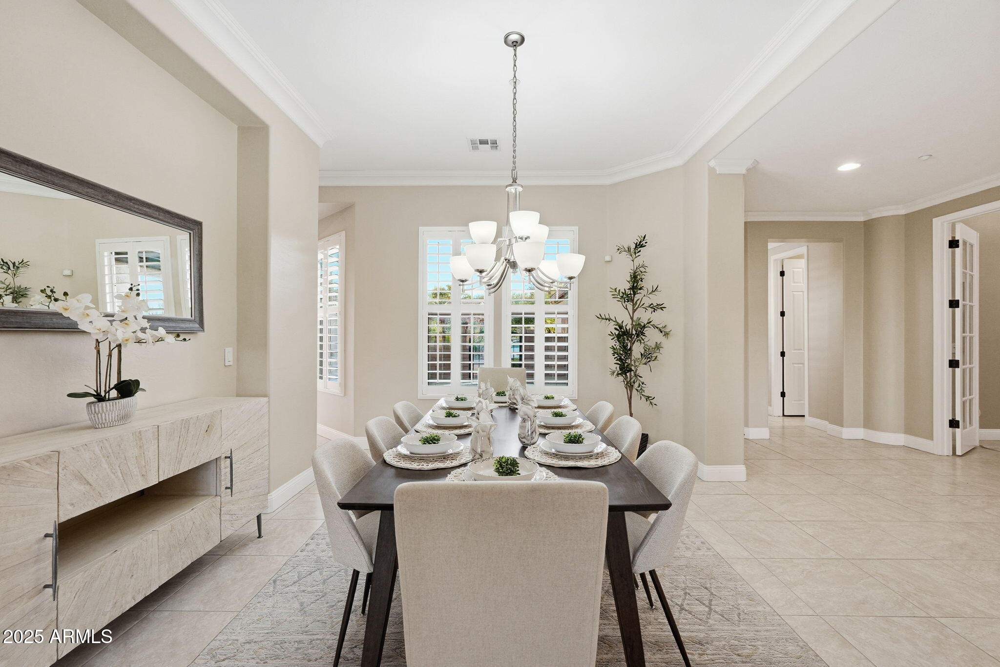 12950 West Red Fox Road Peoria, AZ 85383 - Photo 15 of 58 Dining- Courtyard