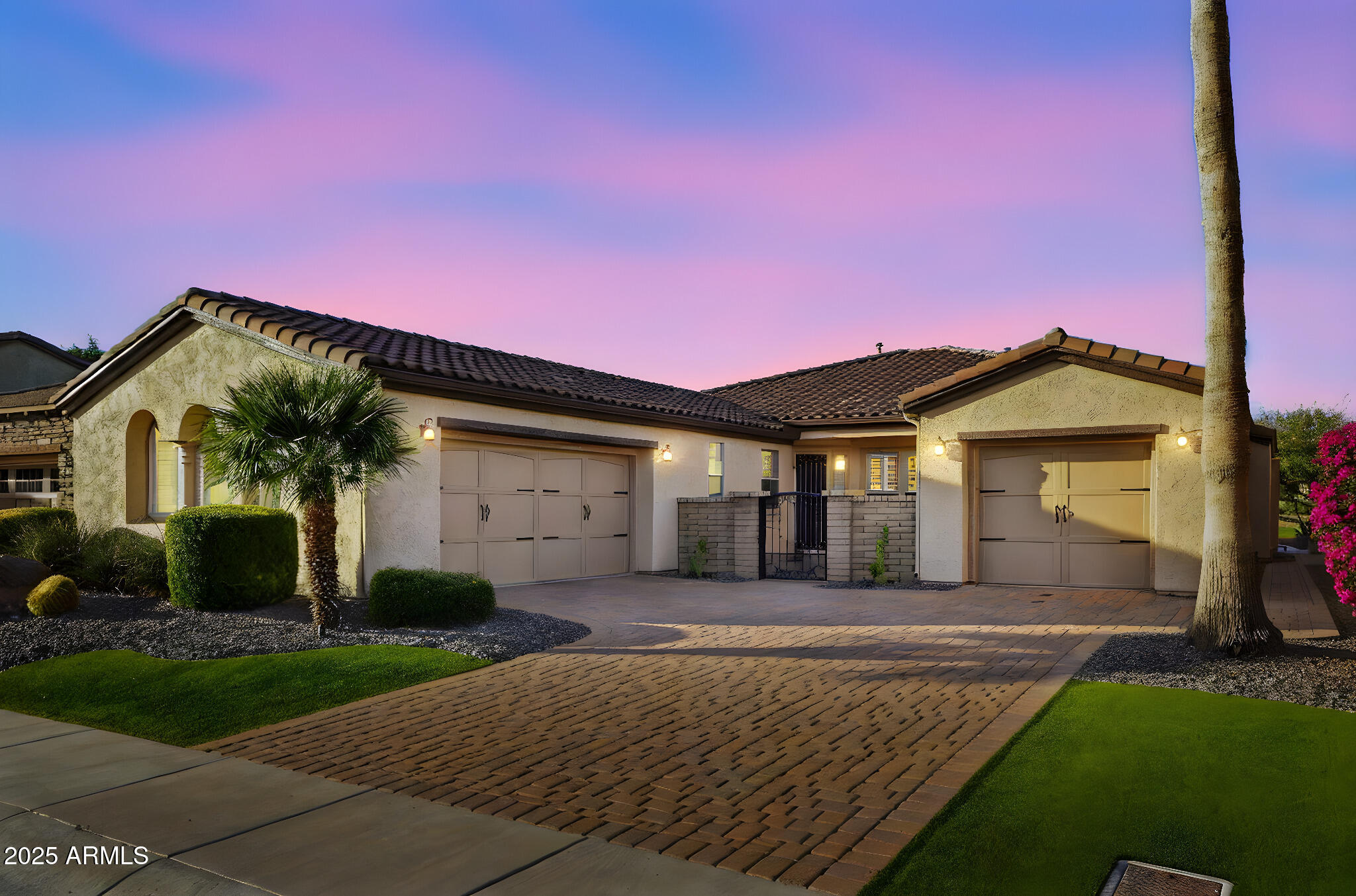 12950 West Red Fox Road Peoria, AZ 85383 - Photo 3 of 58 1Twilight- Front