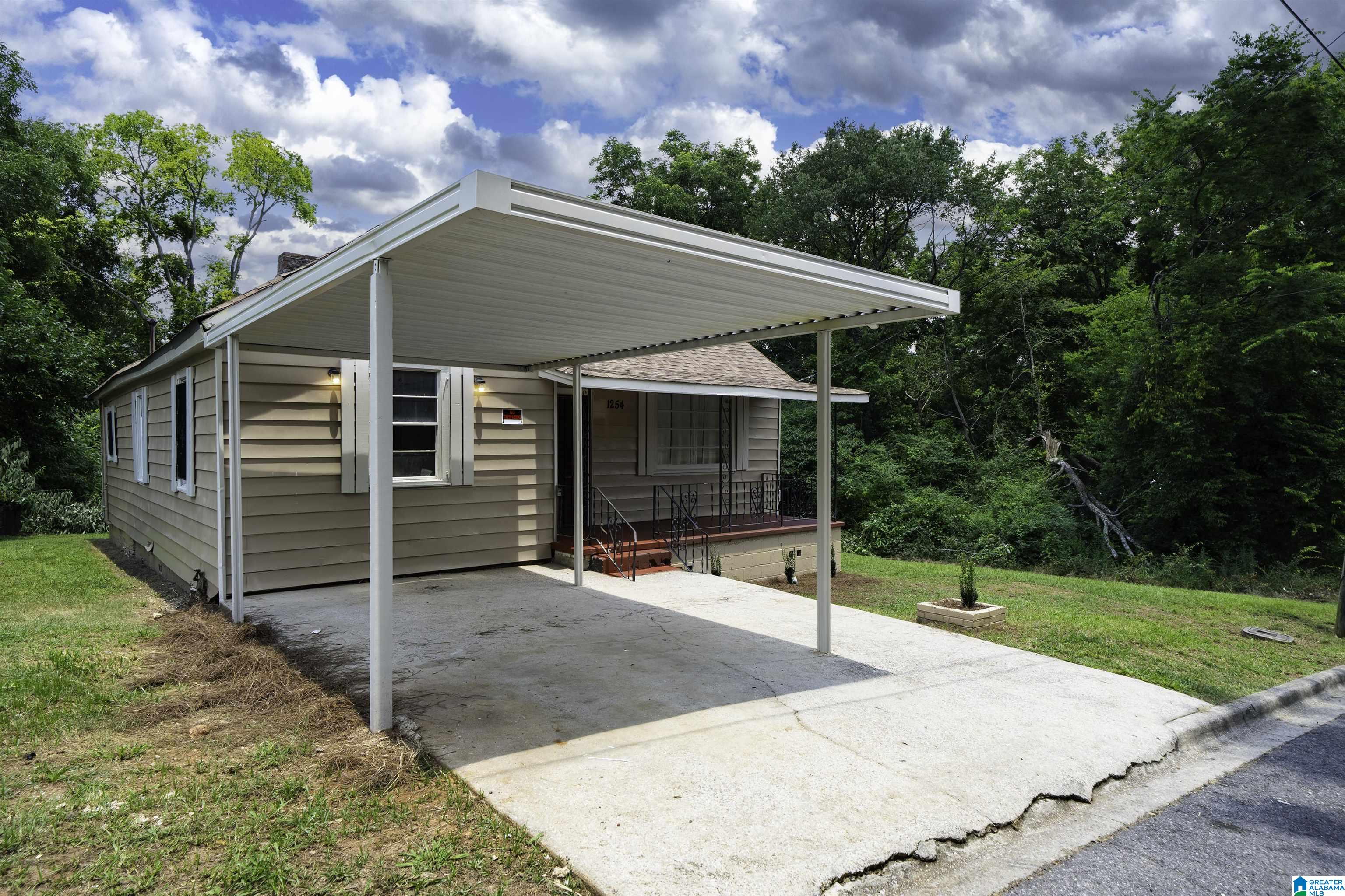 1254 Lewis Street Bessemer, AL 35020 - Photo 3 of 21