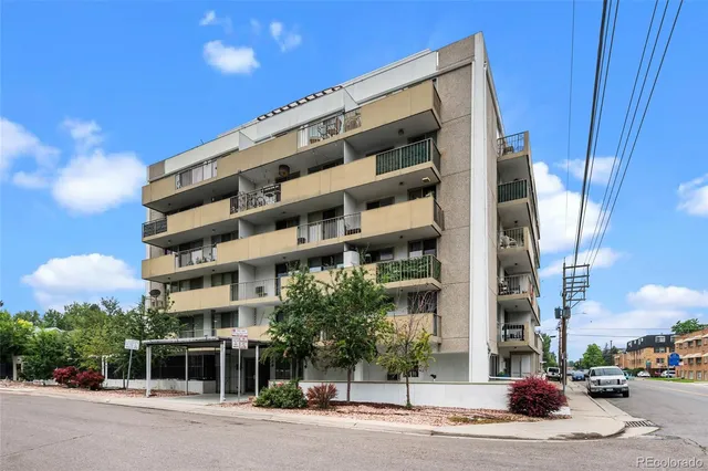 $2,049 | 799 Dahlia Street, Unit 501, Denver, CO 80220