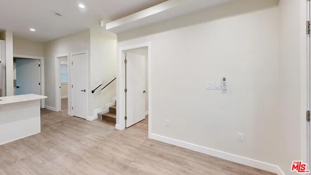 $1,400,000 | 1142 West 25th Street, Los Angeles, CA 90007