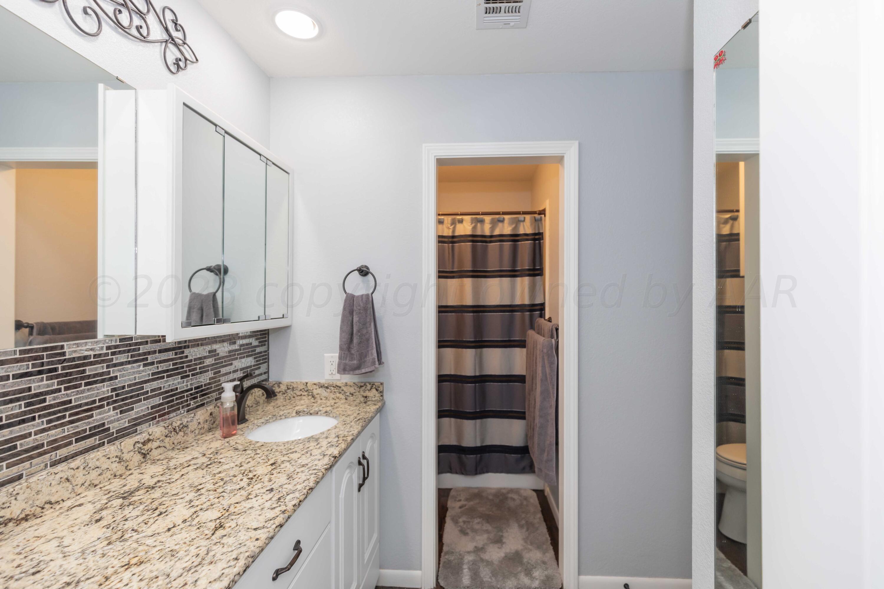 6120 Hanson Road Amarillo, TX 79106 - Photo 24 of 46 MASTER BATH VIEW 1