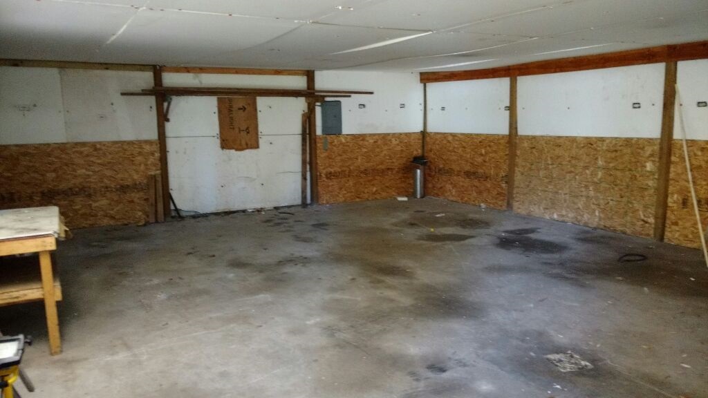 2041 Arenac State Road Standish, MI 48658 - Photo 6 of 17 1831933-5.JPG