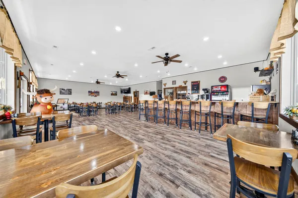 $850,000 | 6204 South York Highway, Clarkrange, TN 38553