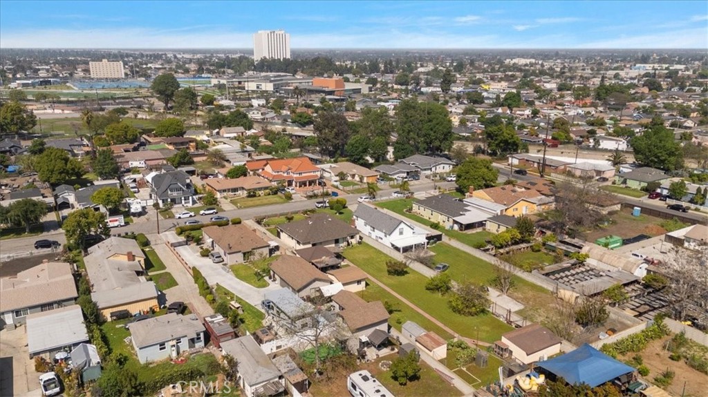 420 West Tichenor Street Compton, CA 90220 - Photo 33 of 53