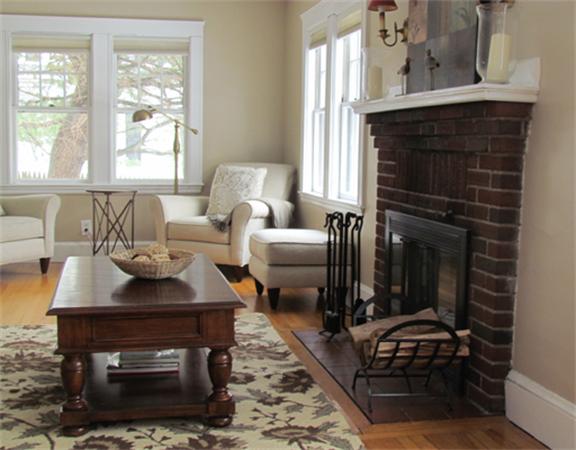 45 Plymouth Road Needham, MA 02492 - Photo 3 of 16 Gallery Image 3