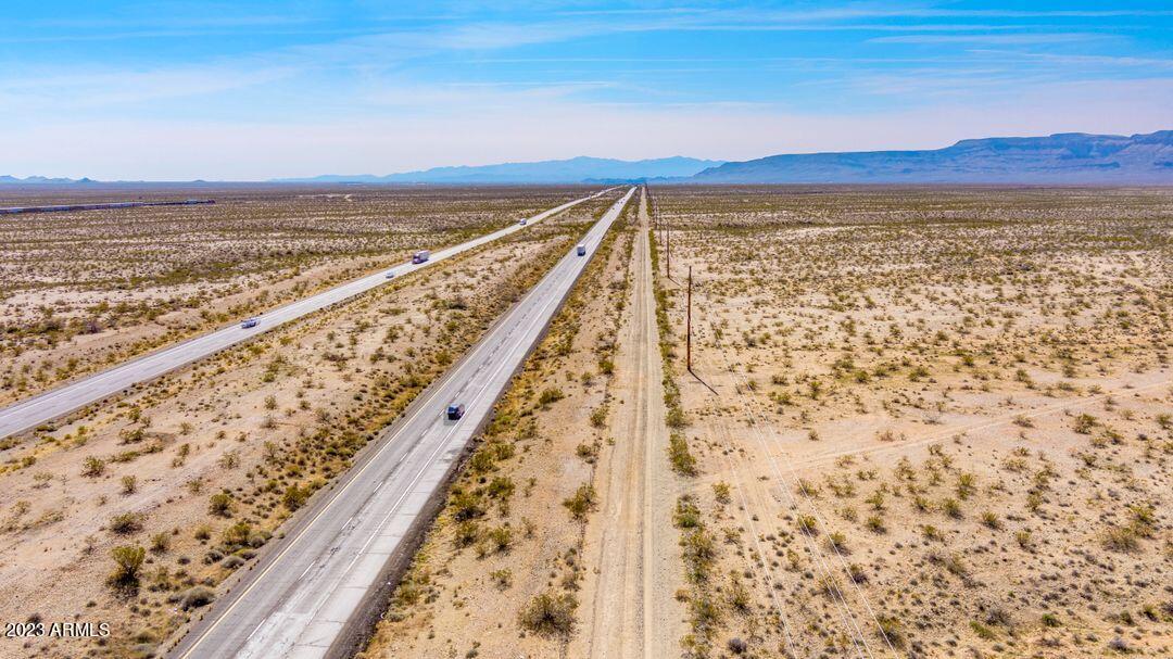 4648 West Sheldon Street, Unit 1 & 2 Golden Valley, AZ 86413 - Photo 19 of 21 a view of an ocean and mountain