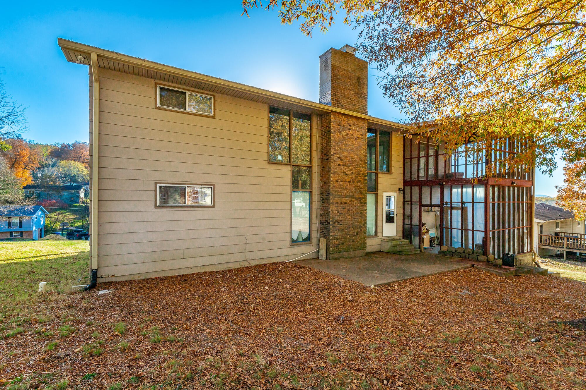 8417 Iris Drive Chattanooga, TN 37421 - Photo 87 of 90 a front view of a house with a yard