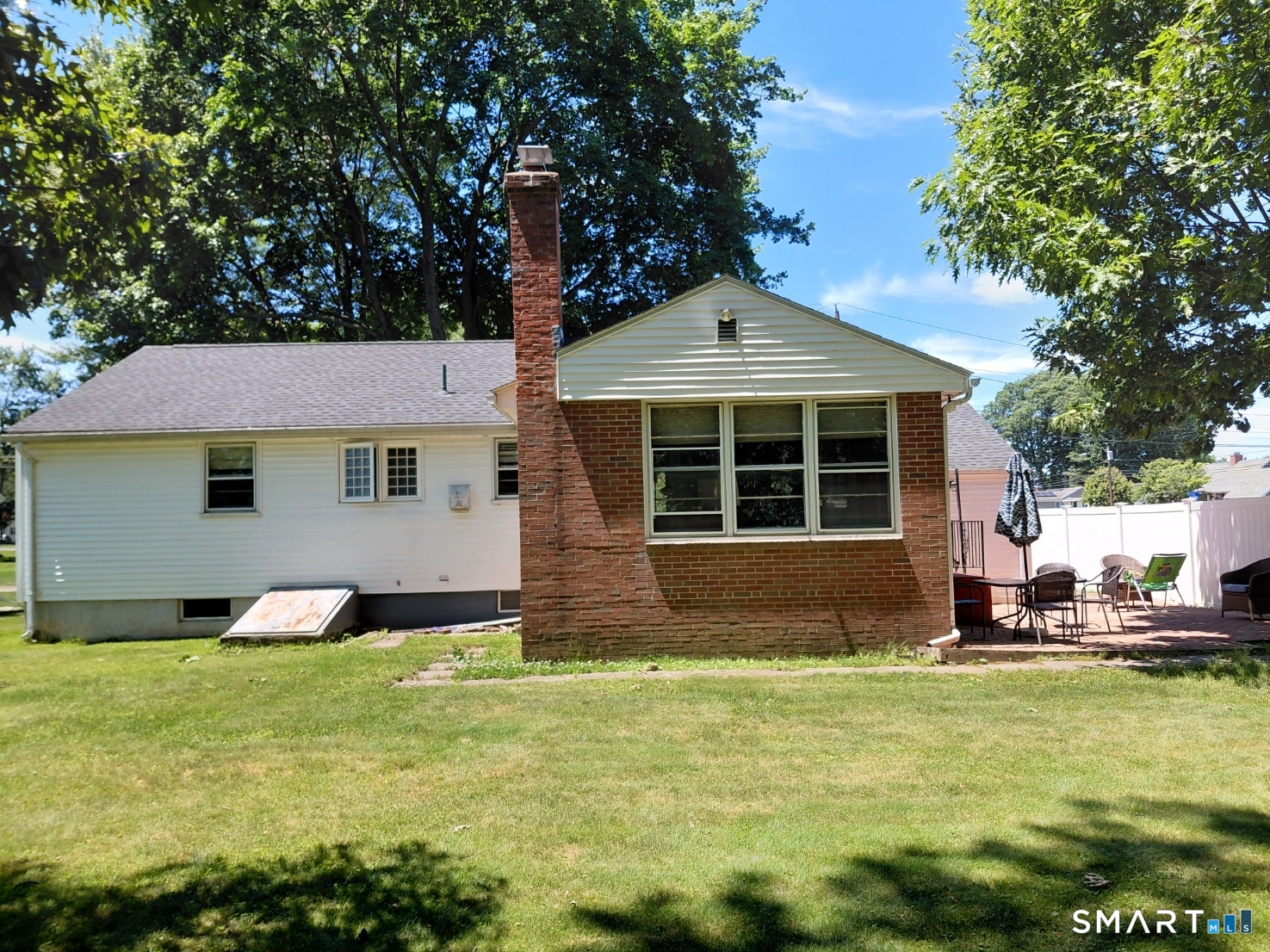 101 Brace Road Newington, CT 06111 - Photo 5 of 20 Rear of House