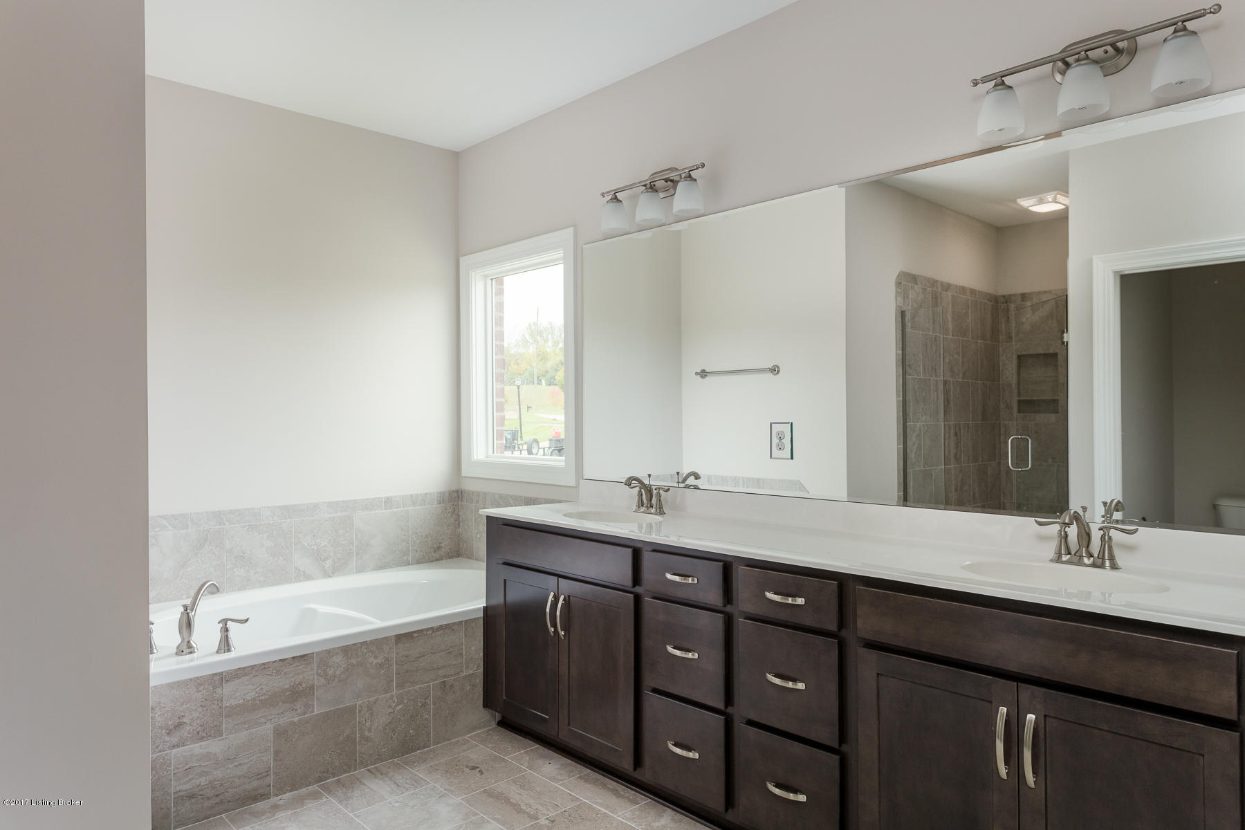 1947 Rivers Landing Drive Prospect, KY 40059 - Photo 17 of 20 Owner's Suite Bath