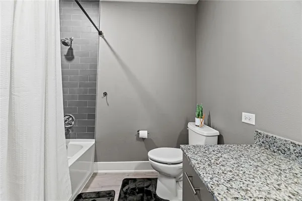 $2,250 | 3517 Windhaven Parkway, Unit 2305, Lewisville, TX 75056