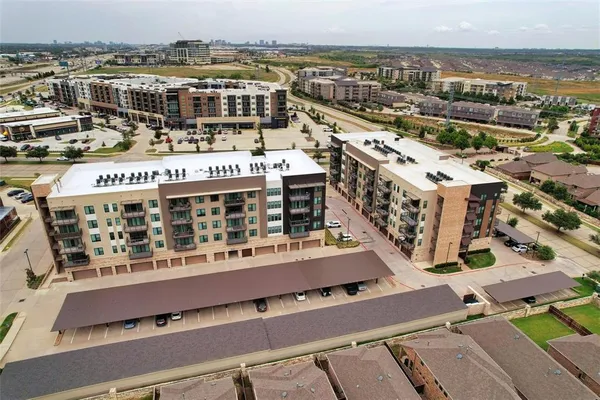 $2,250 | 3517 Windhaven Parkway, Unit 2305, Lewisville, TX 75056