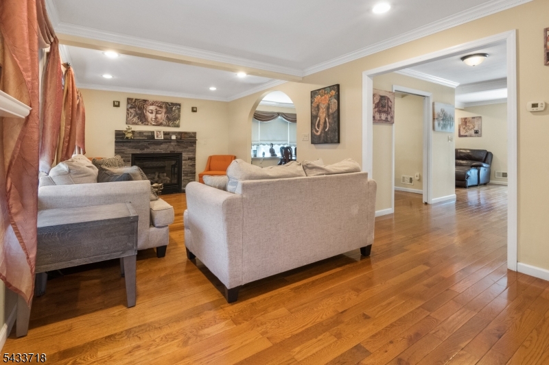 13 Ogden Road Belleville, NJ 07109 - Photo 5 of 42
