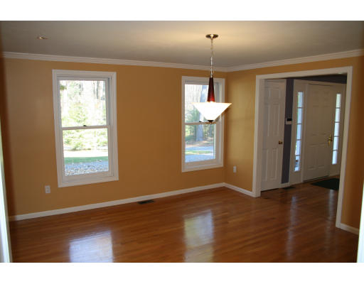 761 Strawberry Hill Road Concord, MA 01742 - Photo 3 of 9
