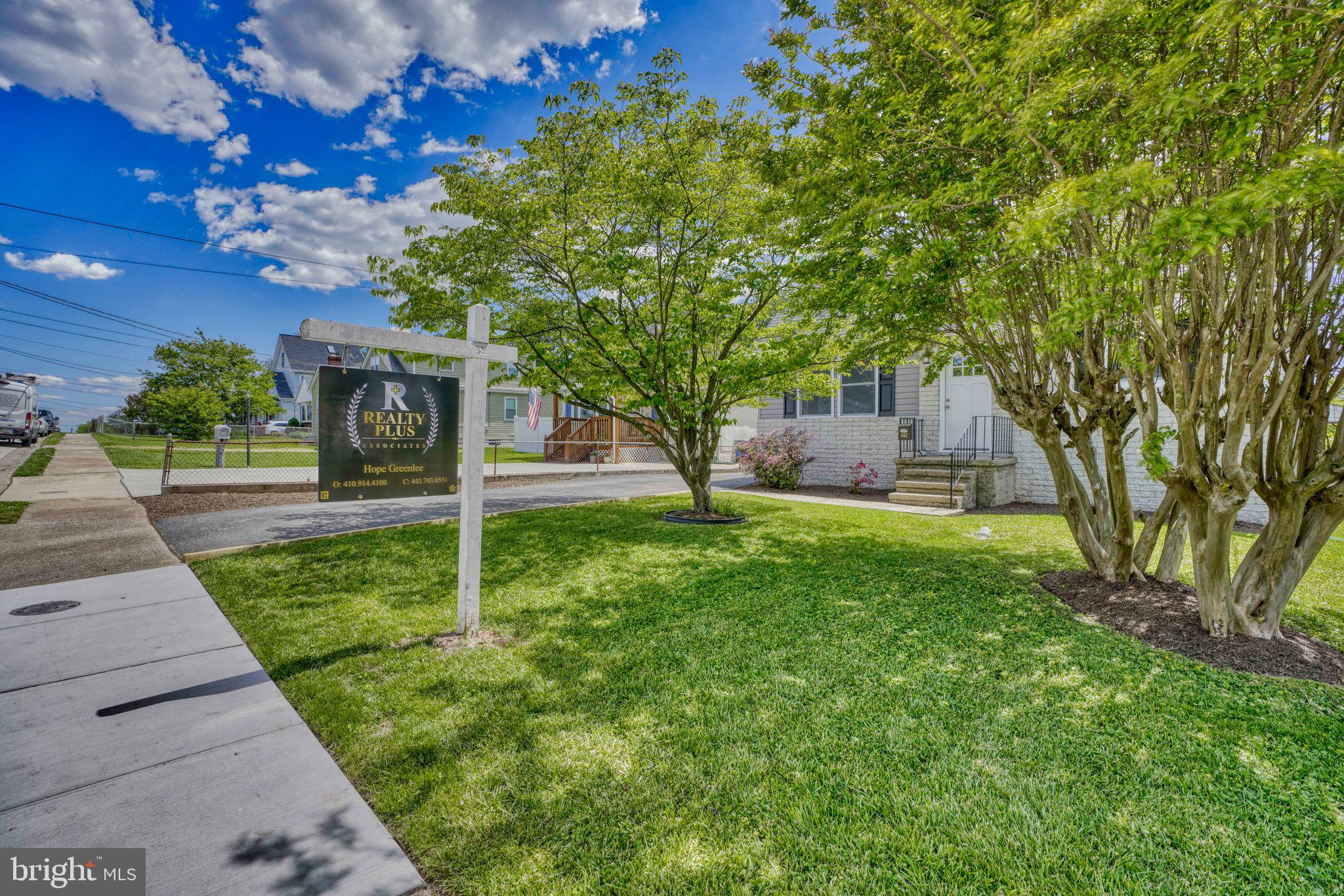 343 Upperlanding Road Baltimore, MD 21221 - Photo 3 of 55