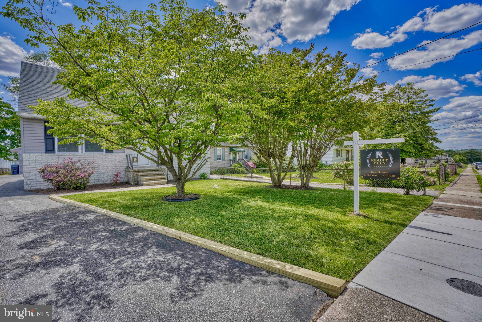 343 Upperlanding Road Baltimore, MD 21221 - Photo 4 of 55