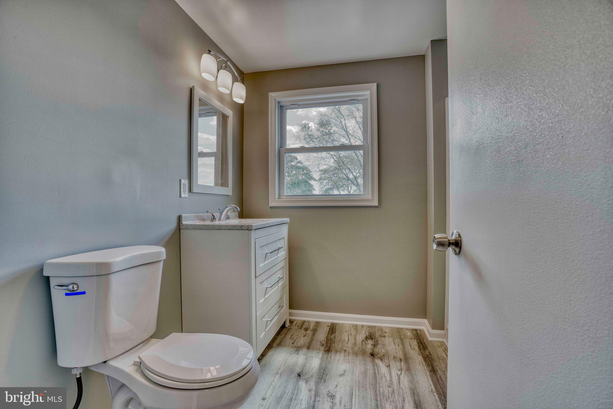 343 Upperlanding Road Baltimore, MD 21221 - Photo 39 of 55
